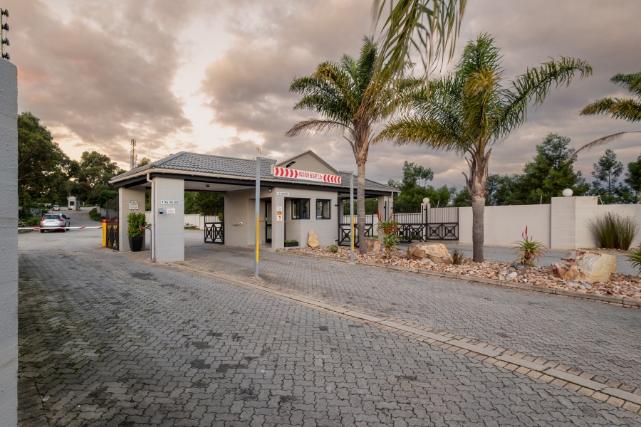 To Let 3 Bedroom Property for Rent in Castleton Western Cape